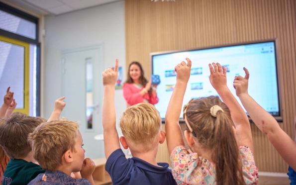 Kindcentrum de Rode Schouw zoekt een leerkracht voor groep 3.